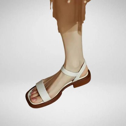 EVELYN | SOPHISTICATED FLAT SANDALS