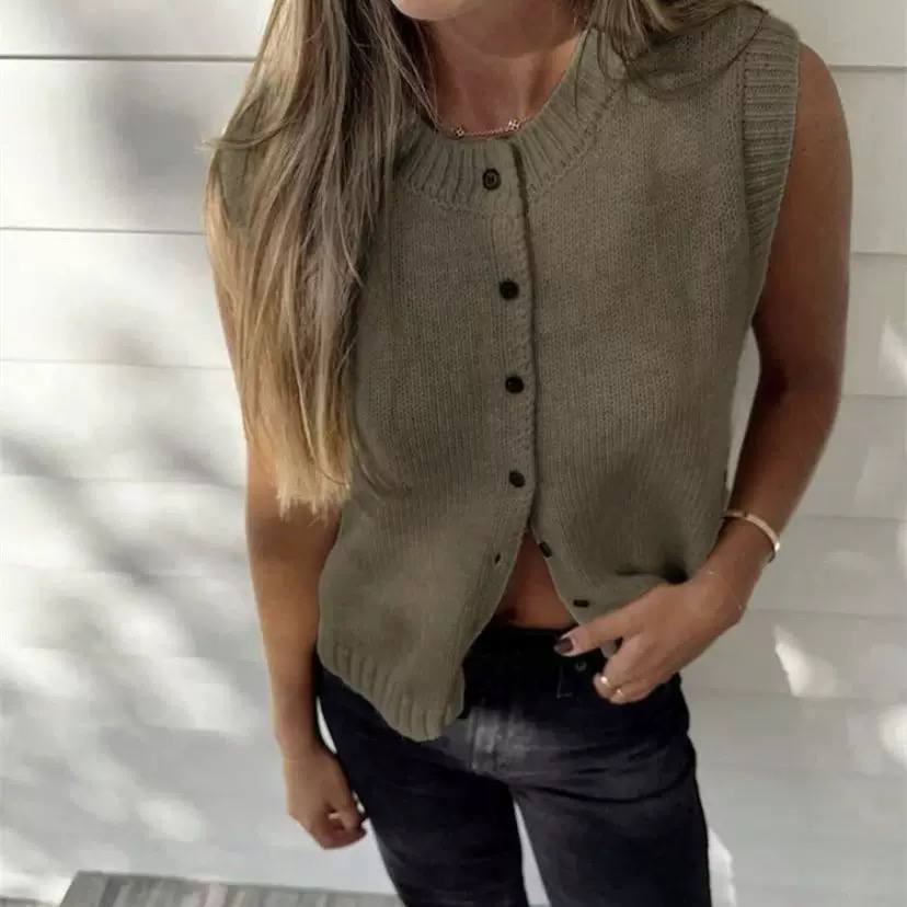Women's Sleeveless Knit Button Front Sweater Vest