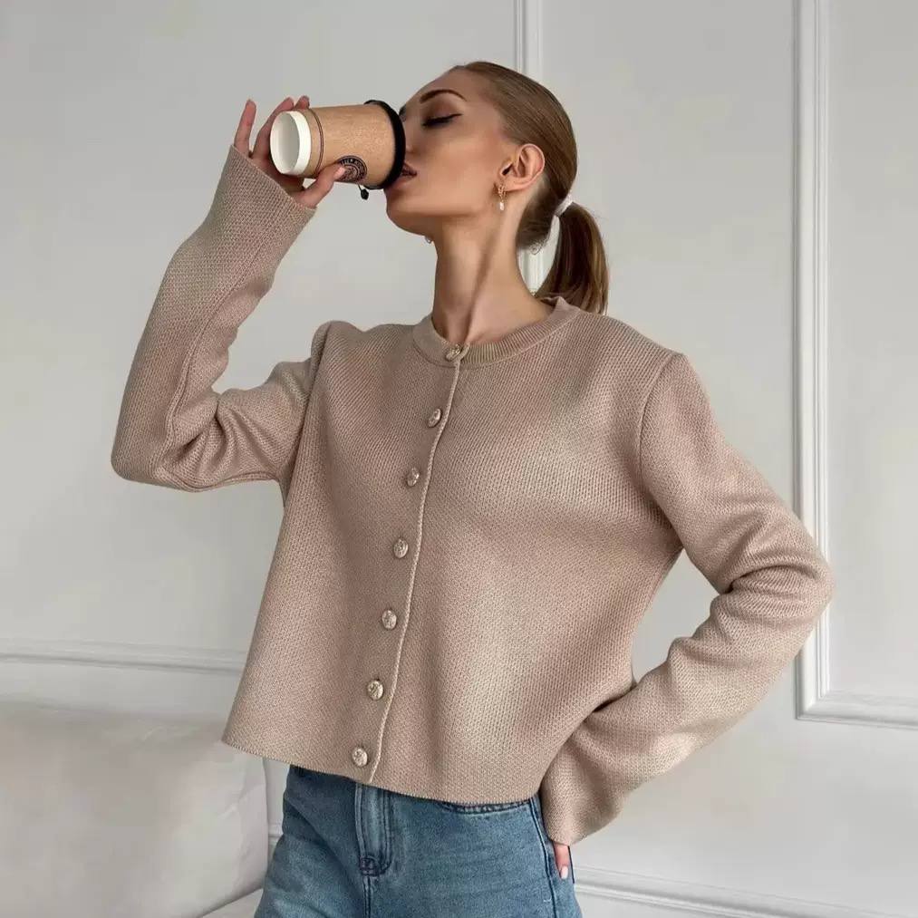 Women’s Elegant Round Neck Button Front Tailored Knit Cardigan