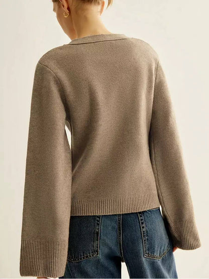 Women’s Relaxed V-Neck Button Front Knit Cardigan with Patch Pockets