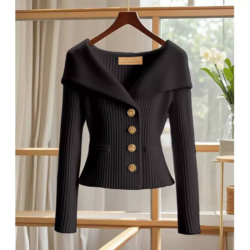 Women’s Elegant Ribbed Knit Cardigan with Wide Sailor Collar & Statement Buttons