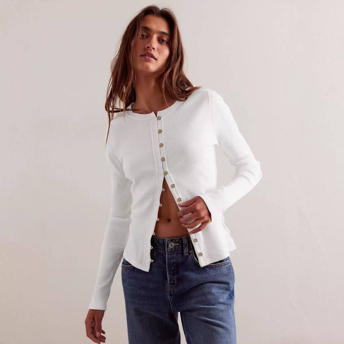 Women’s Ribbed Button-Front Relaxed Cardigan - White