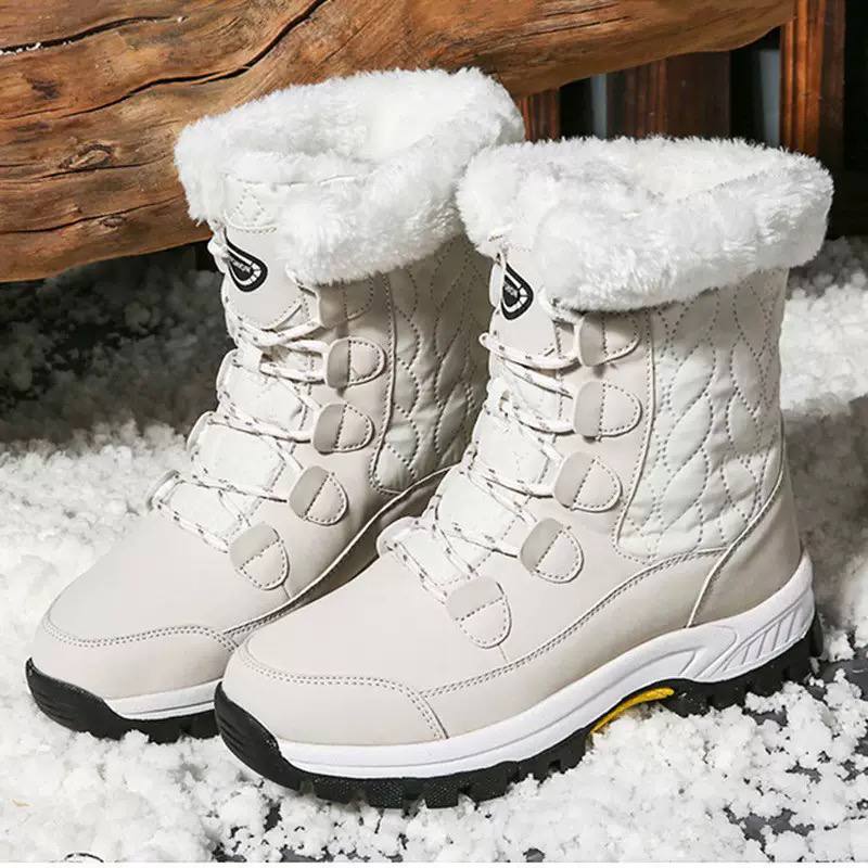 Women's Lace-Up Quilted Winter Boots - Beige