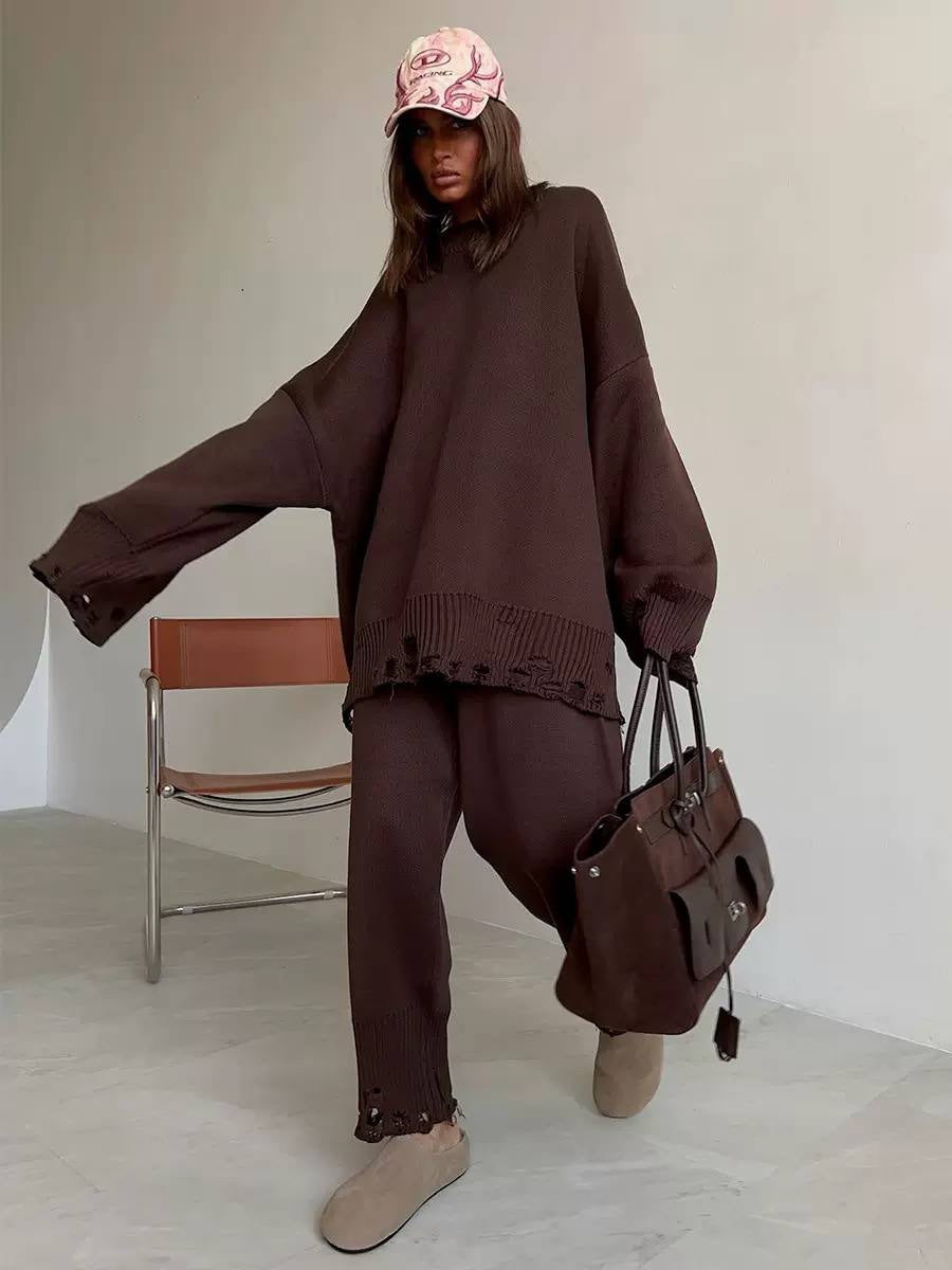 Oversized Jumper And Trouser Set With Distressed Trims – Brown