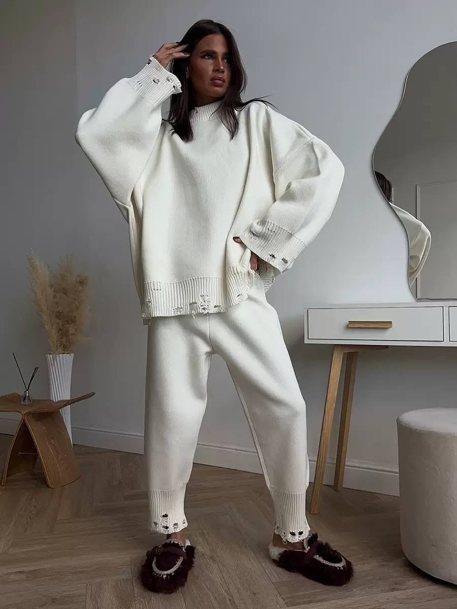 Oversized Jumper And Trouser Set With Distressed Trims – White