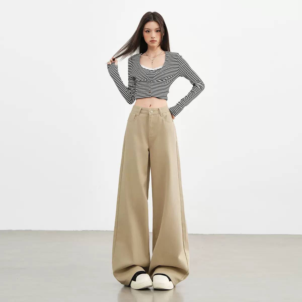 Wide Leg Trousers With Pockets And Belt Loops – Beige