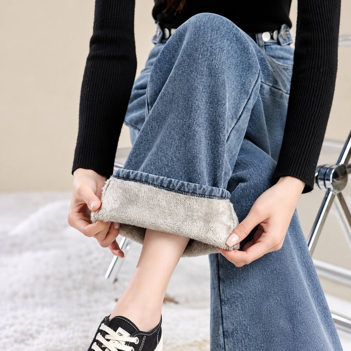 Relaxed Wide Leg Jeans With Plush Lining – Blue