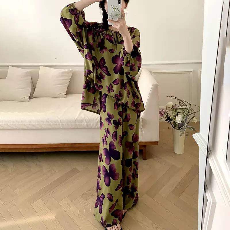 Printed Tie-Neck Pyjama Set With Wide-Leg Trousers – Olive Butterfly