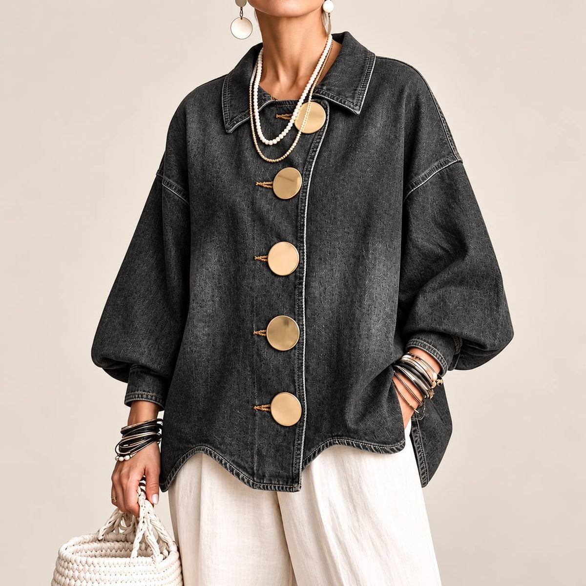 Relaxed Collared Jacket With Balloon Sleeves And Oversized Buttons – Black