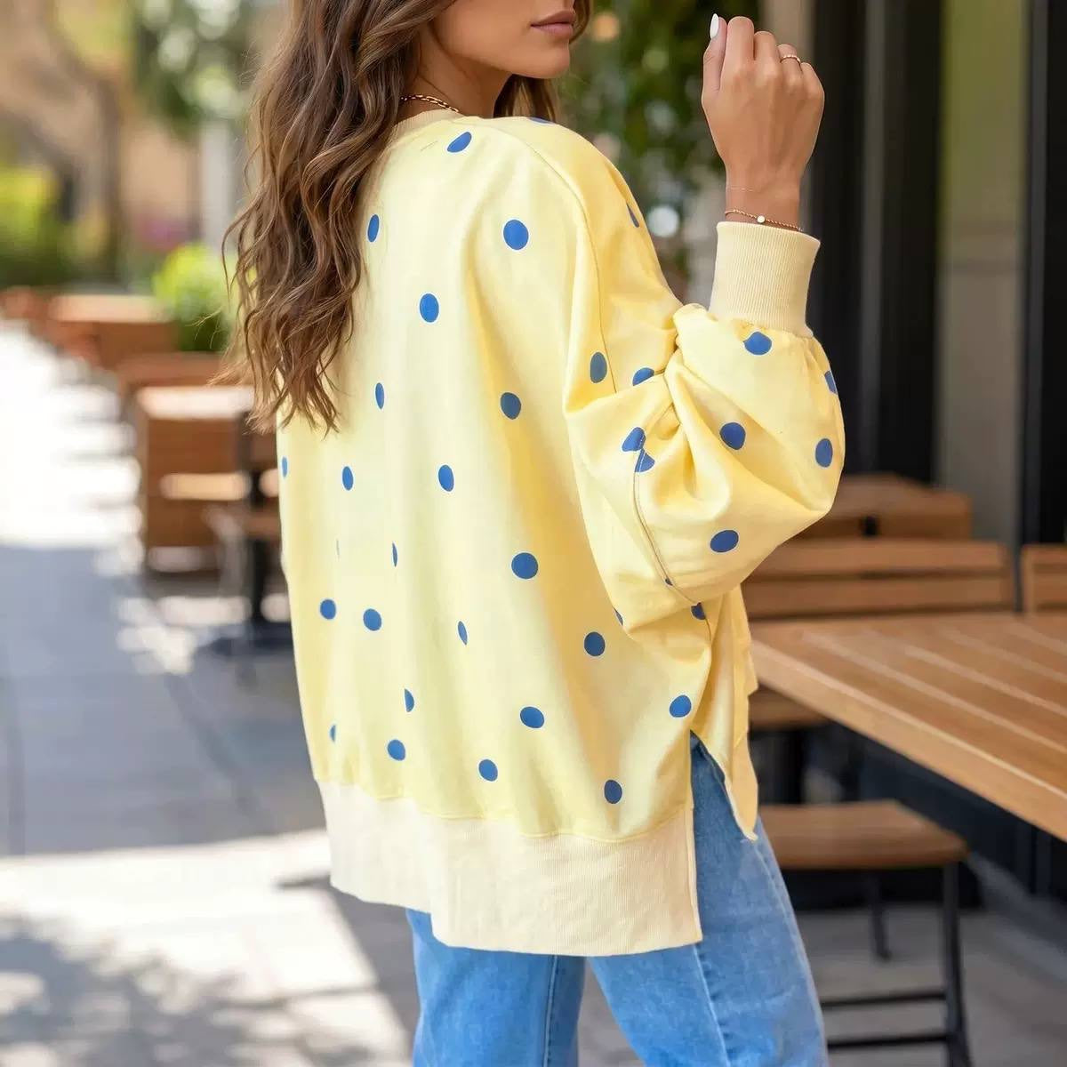 Relaxed Polka Dot Sweatshirt With Crew Neck And Side Splits – Yellow Polka Dot