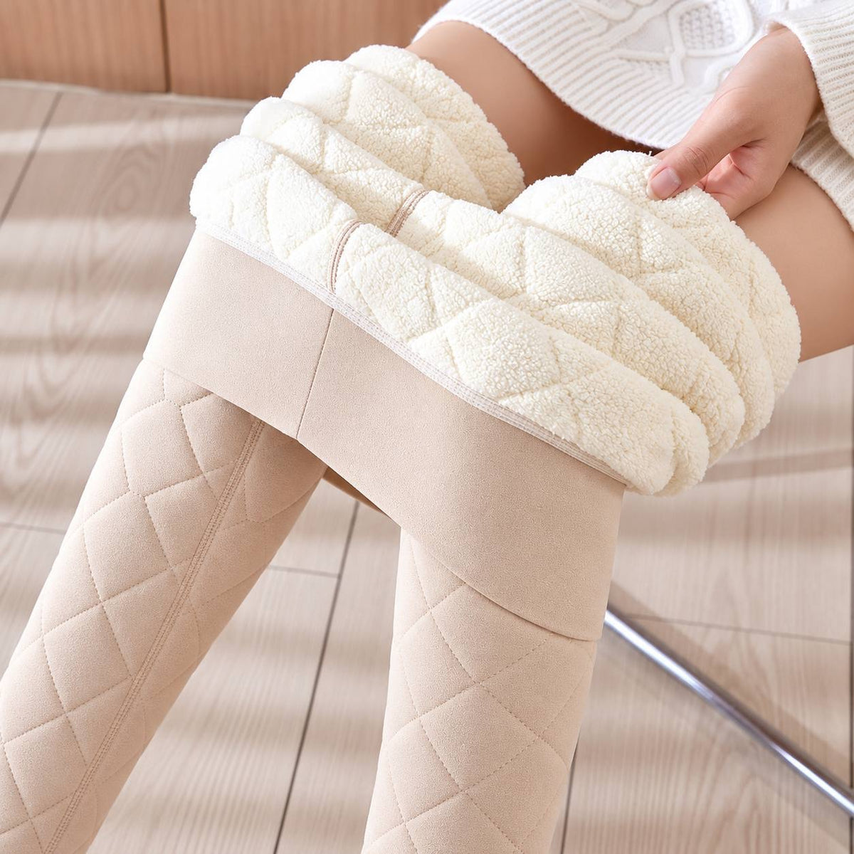 Women's Diamond Quilted Leggings With Cuffed Ankles – Beige
