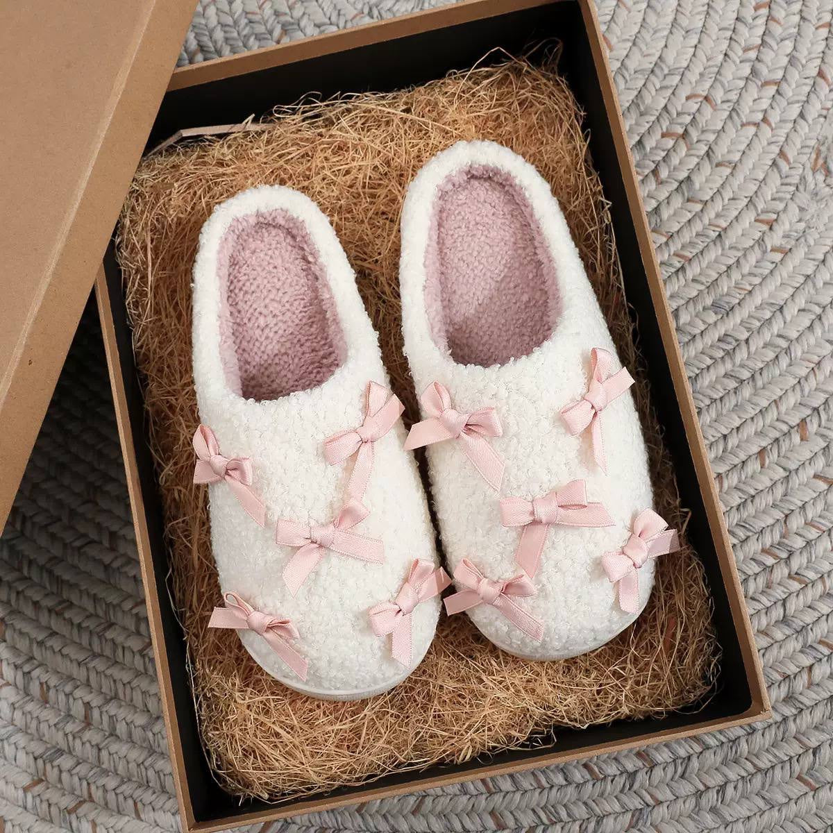 Bow Detail Slip-On Slippers With Rounded Toes – White