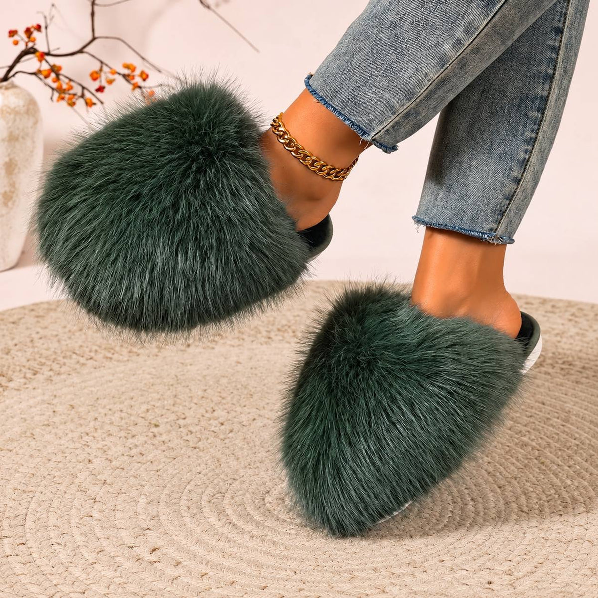 Fluffy Slip-On Slippers With An Open Back – Dark Green